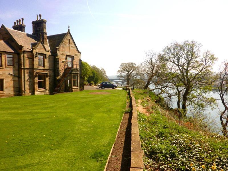 Castle Vale House Bed & Breakfast Berwick Upon Tweed Exterior foto